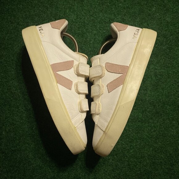 Veja Women’s Strap-On Sneakers White US 7 Recife Grip-Trio Court - Picture 1 of 7